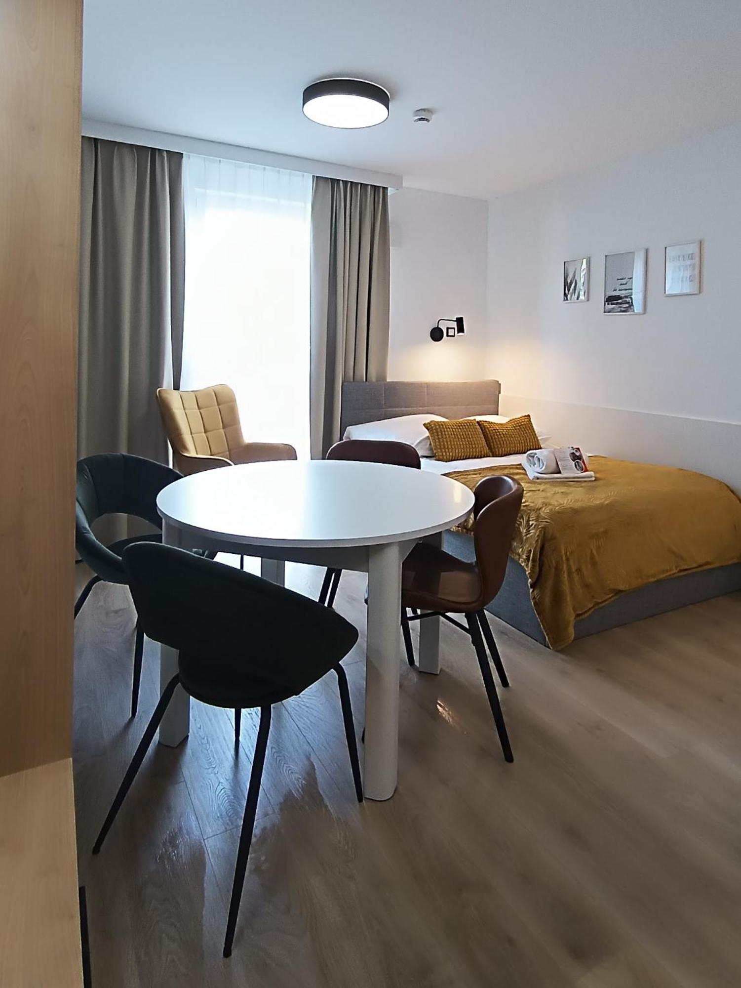 فروتسواف Amamolto Select - Wloskie Apartamenty, Restauracja, Bezplatny Parking المظهر الخارجي الصورة
